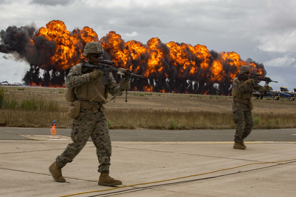 2019 MCAS Miramar Air Show: MAGTF Demo