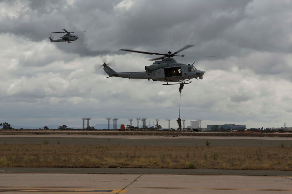 2019 MCAS Miramar Air Show: MAGTF Demo