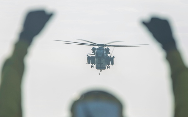 Harrier Engine Transfer aboard the USS Boxer
