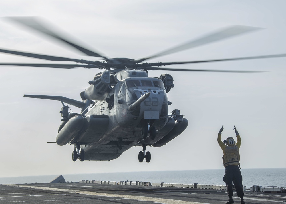 Harrier Engine Transfer aboard the USS Boxer