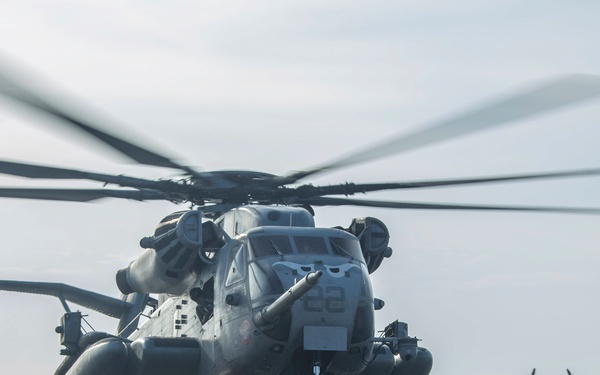 Harrier Engine Transfer aboard the USS Boxer