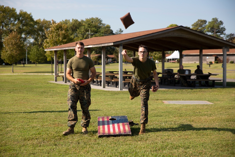 MARFORCOM, MCSCG and MCSFR compete for top spot at annual field meet