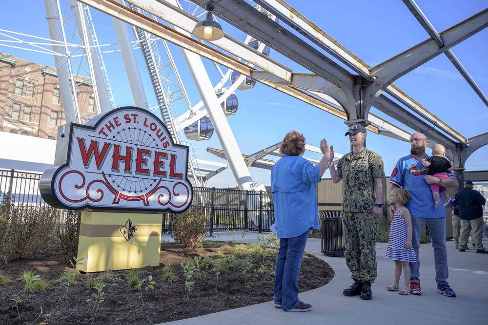 NRD St. Louis Sailor Reenlists at The St. Louis Wheel