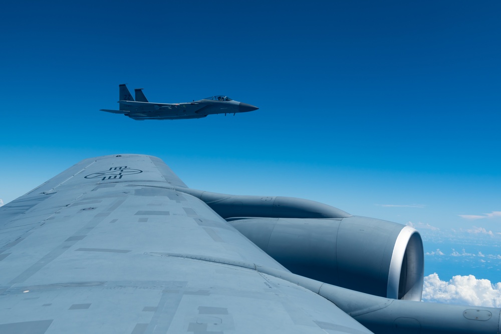 909th ARS F-15 Refueling