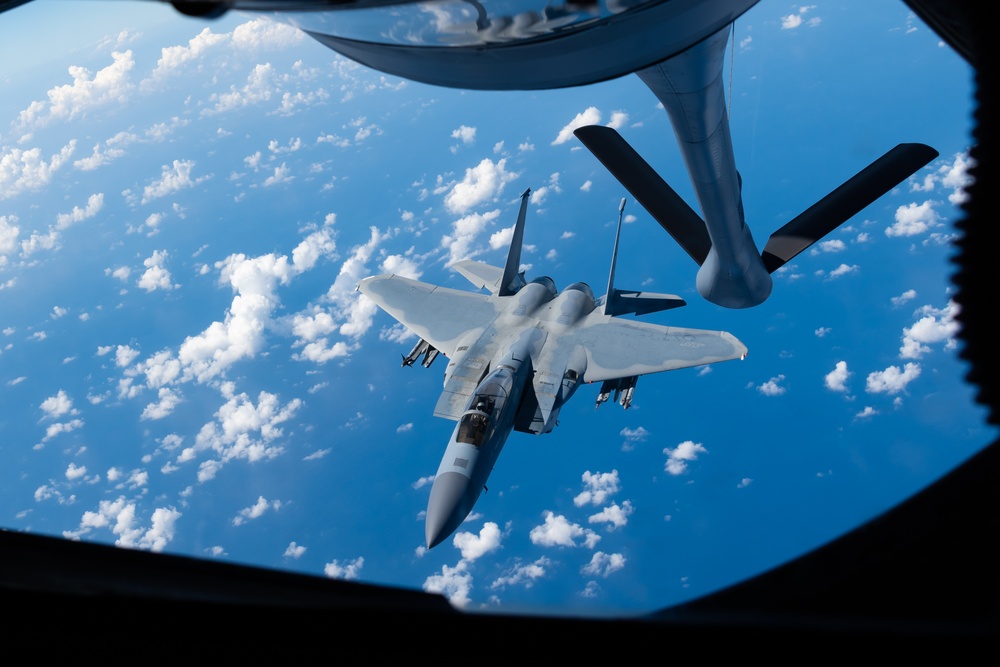 909th ARS F-15 Refueling