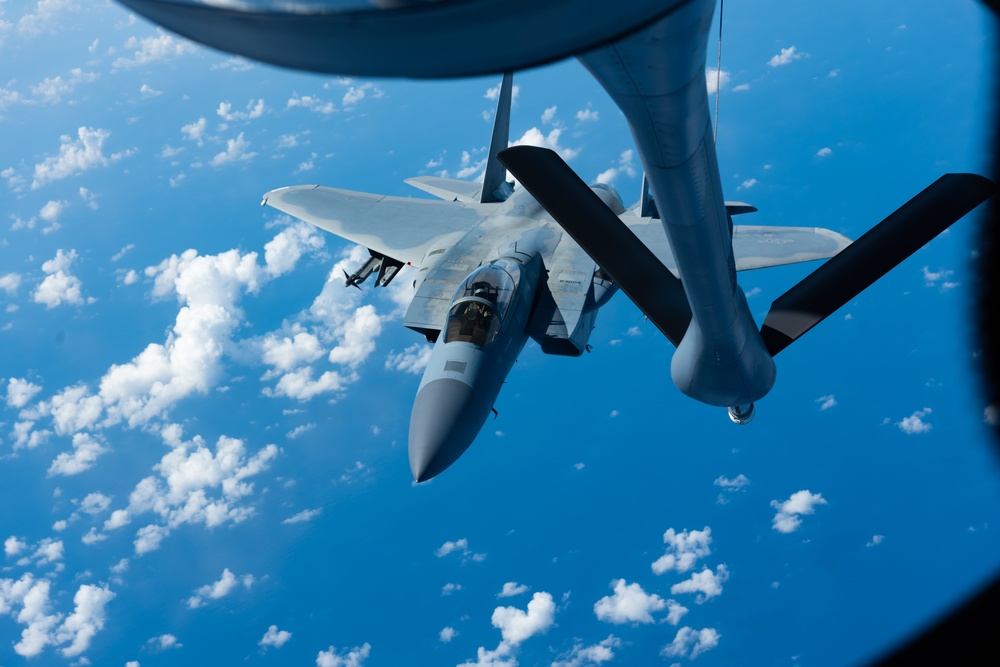 909th ARS F-15 Refueling