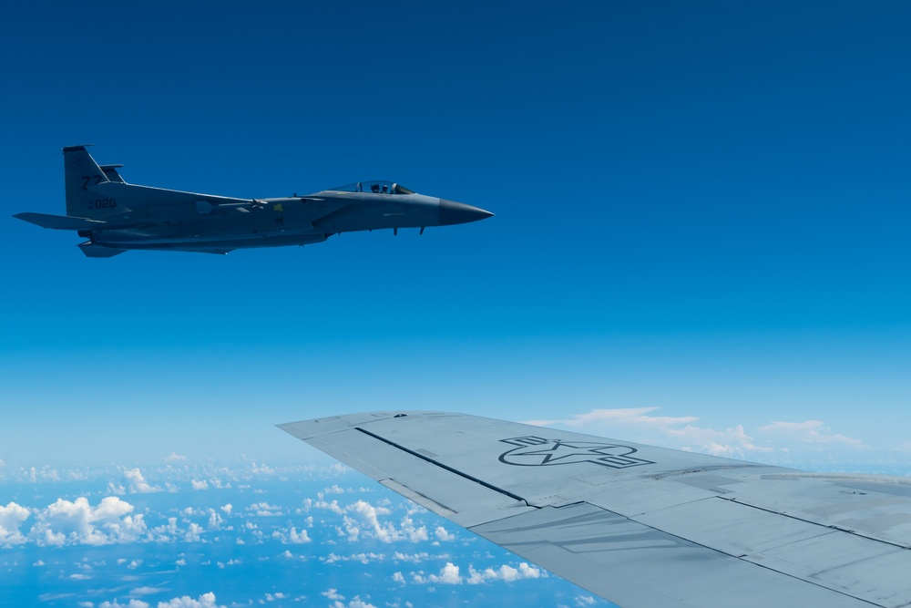 909th ARS F-15 Refueling