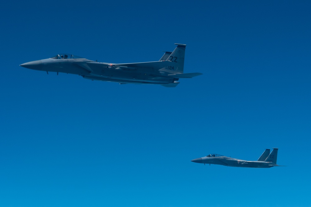 909th ARS F-15 Refueling