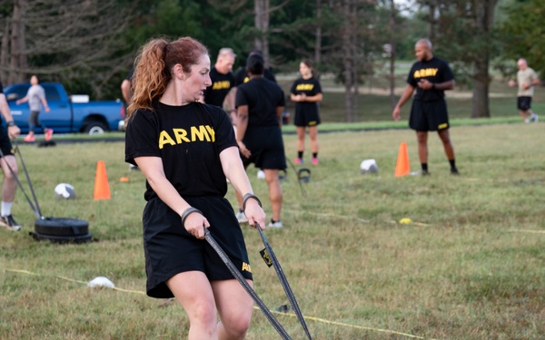 1st Information Operations Command develops junior leaders