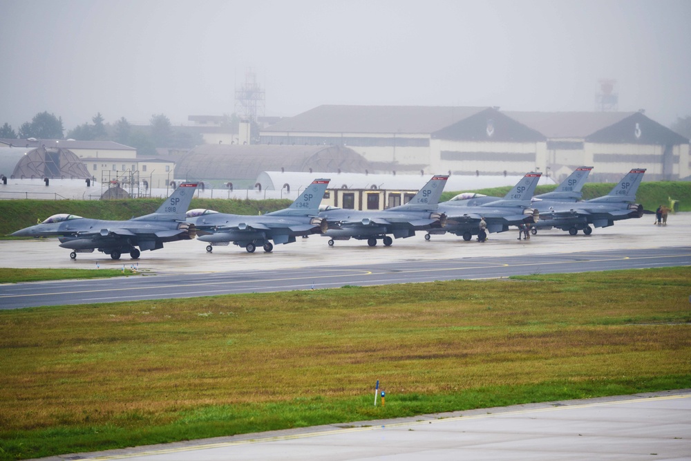 DVIDS - Images - 52 Fighter Wing conducts Show of Forces event [Image 1 ...