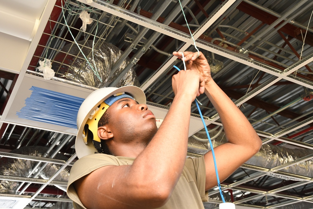 DVIDS Images 202d EIS in Puerto Rico, Day 4 (2 of 5)