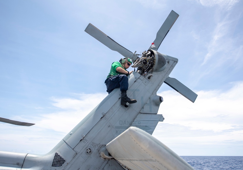 USS Wayne E. Meyer Underway October 1, 2019