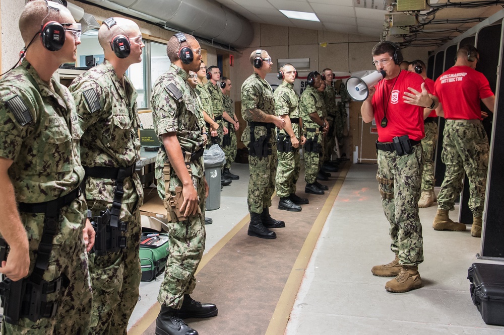 191001-N-TE695-0003 NEWPORT, R.I. (Oct. 1, 2019) — Navy Officer Candidate School shoots M9 pistol qualification