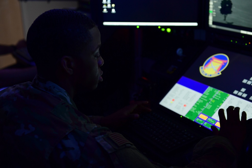 Training at MQ-9 Reaper flight simulators