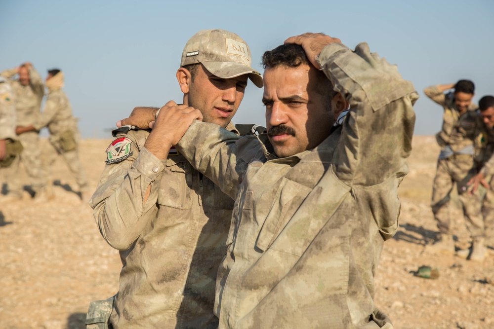 Danish Army Training Iraqi Soldiers