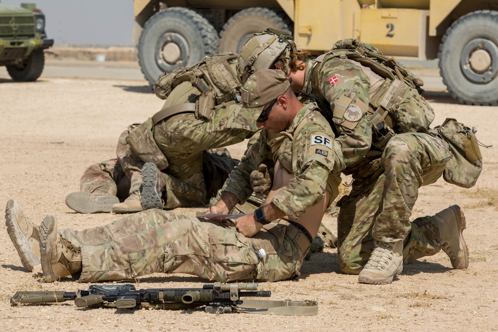 DVIDS - Images - Al Asad Air Base CASEVAC Drill [Image 1 of 5]