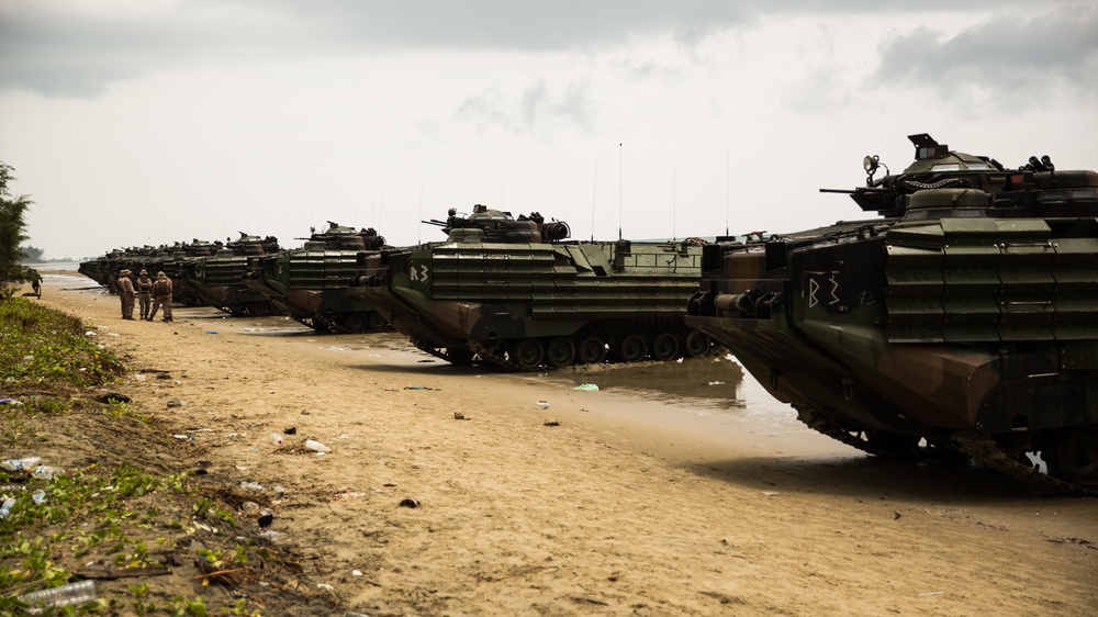 U.S. Marines, Sailors with 3rd Marine Division and the MAF conduct an amphibious assault