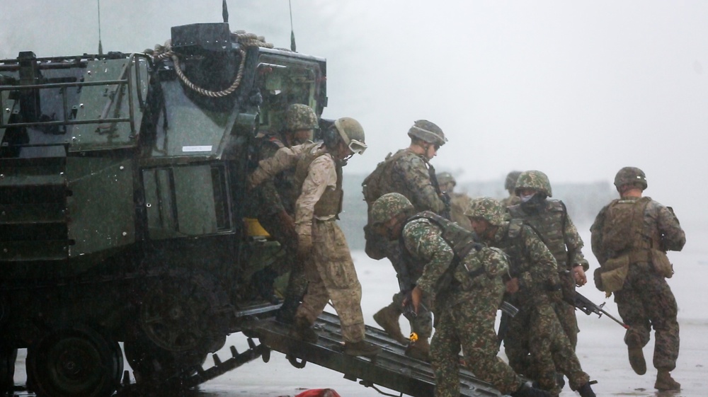 U.S. Marines, Sailors with 3rd Marine Division and the MAF conduct an amphibious assault