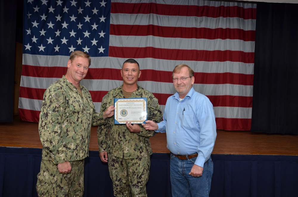 Senior Chief becomes second enlisted Certified Navy Emergency Manager