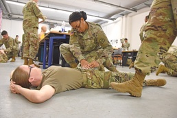 Combat Life Saver course in Wiesbaden helps Soldiers hone valuable skills