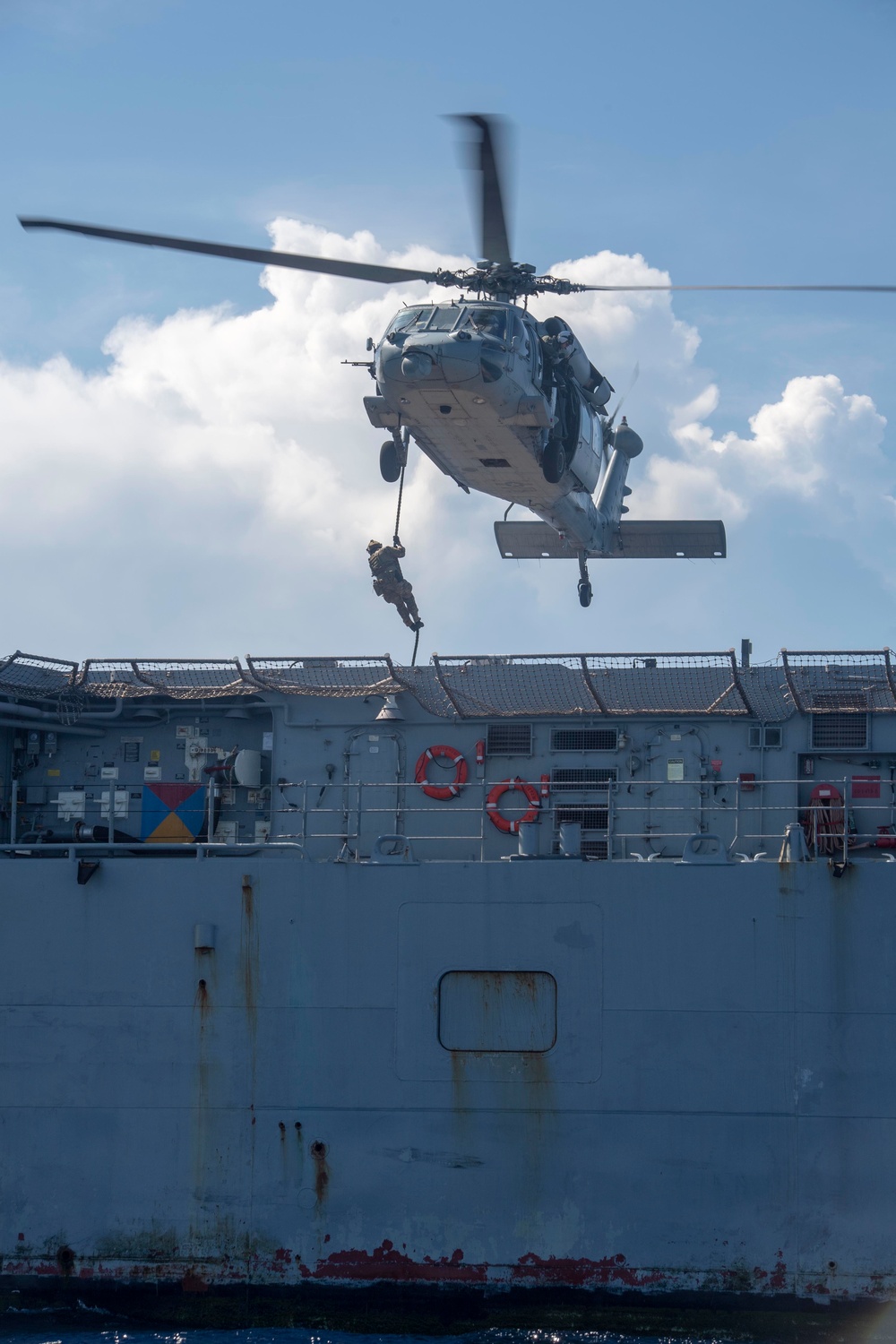 USS Antietam (CG 54), Special Boat Team 12 and EOD Mobile Unit 5 conduct a VBSS training exercise