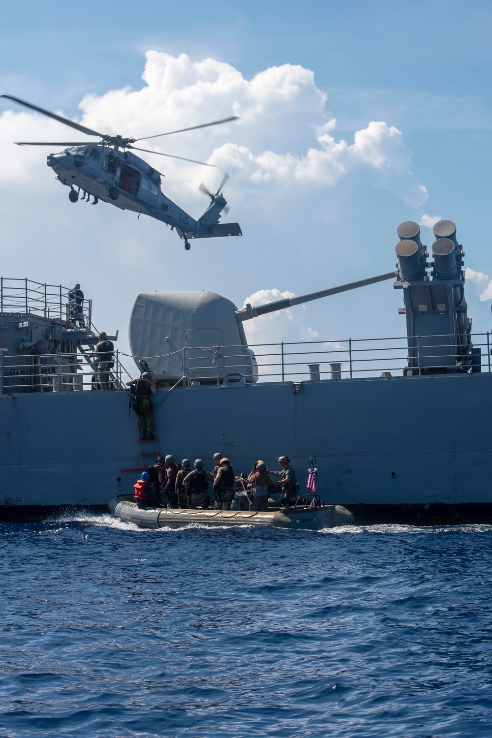 USS Antietam (CG 54), Special Boat Team 12 and EOD Mobile Unit 5 conduct a VBSS training exercise