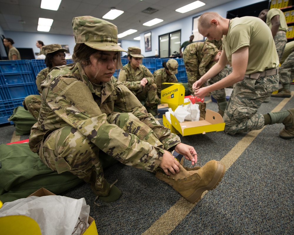 BMTs receive first OCP uniforms