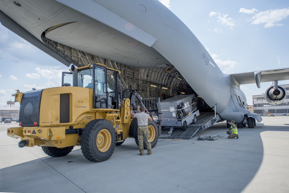 Team JSTARS works jointly for largest cargo push in JSTARS history