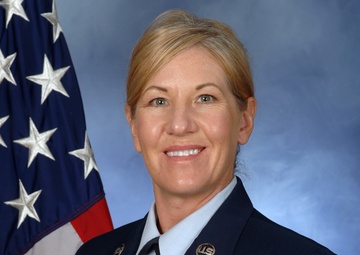 392nd IS SNCO wins First Sergeant of the Year for 25th AF