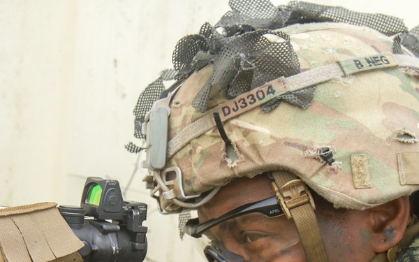 25th ID Soldiers train in Exercise Phantom Major 19
