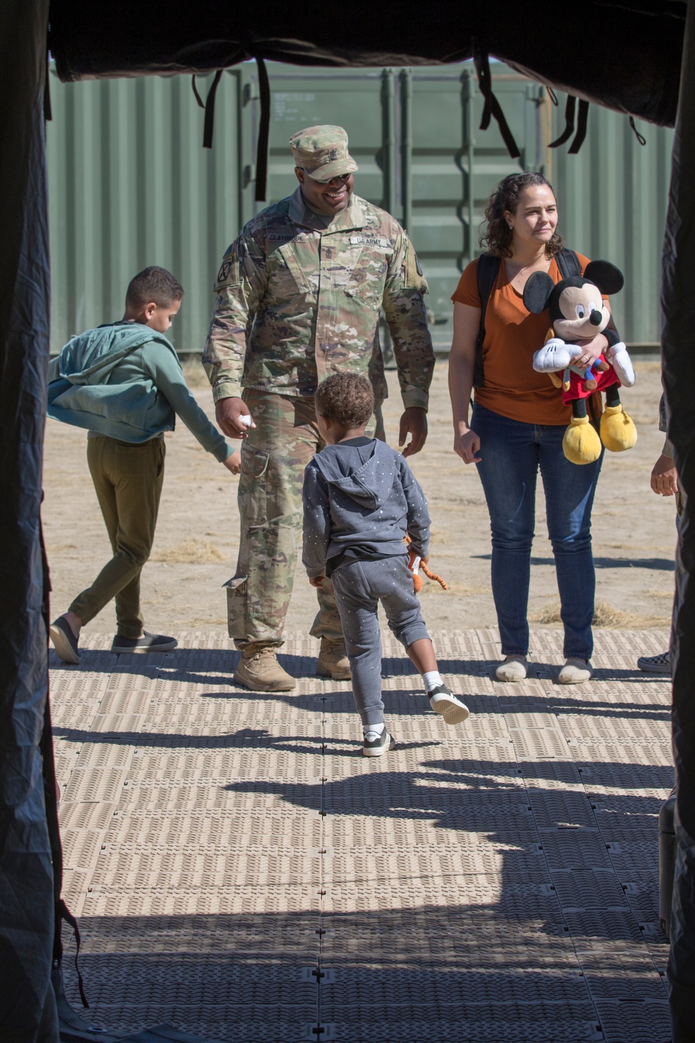 Soldiers celebrate Family Day with loved ones in the field