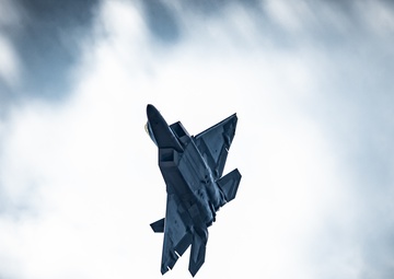 Raptor Brings Thunder over Georgia