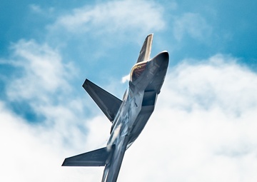 Raptor Brings Thunder over Georgia