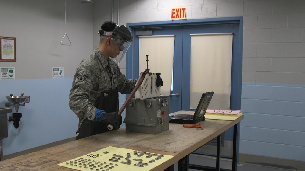 446th Maintenance Tool in World Competition