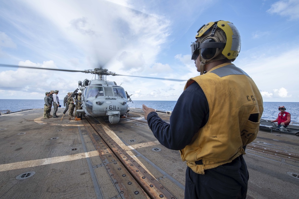 USS Antietam (CG 54) conducts visit, board, search, and seizure (VBSS) exercise with Special Boat Team 12 and EOD Mobile Unit 5
