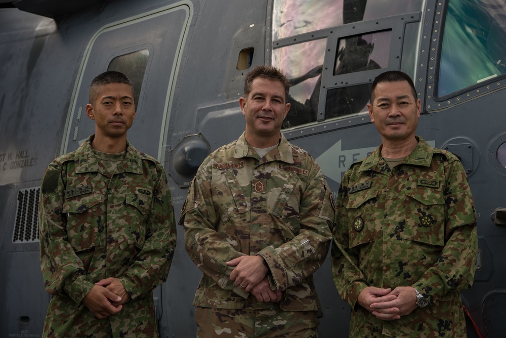 JASDF, USFJ senior enlisted tour CV-22