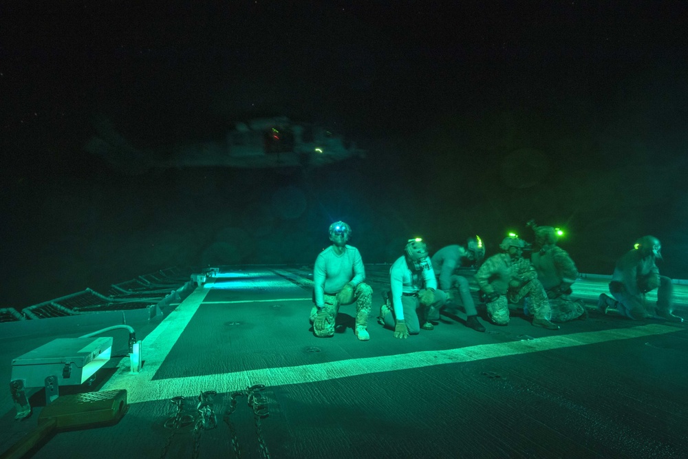 USS Antietam (CG 54) conducts visit, board, search, and seizure (VBSS) exercise with Special Boat Team 12 and EOD Mobile Unit 5