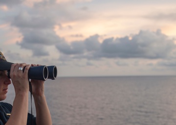 USS Wayne E. Meyer Underway October 3 Operations, 2019