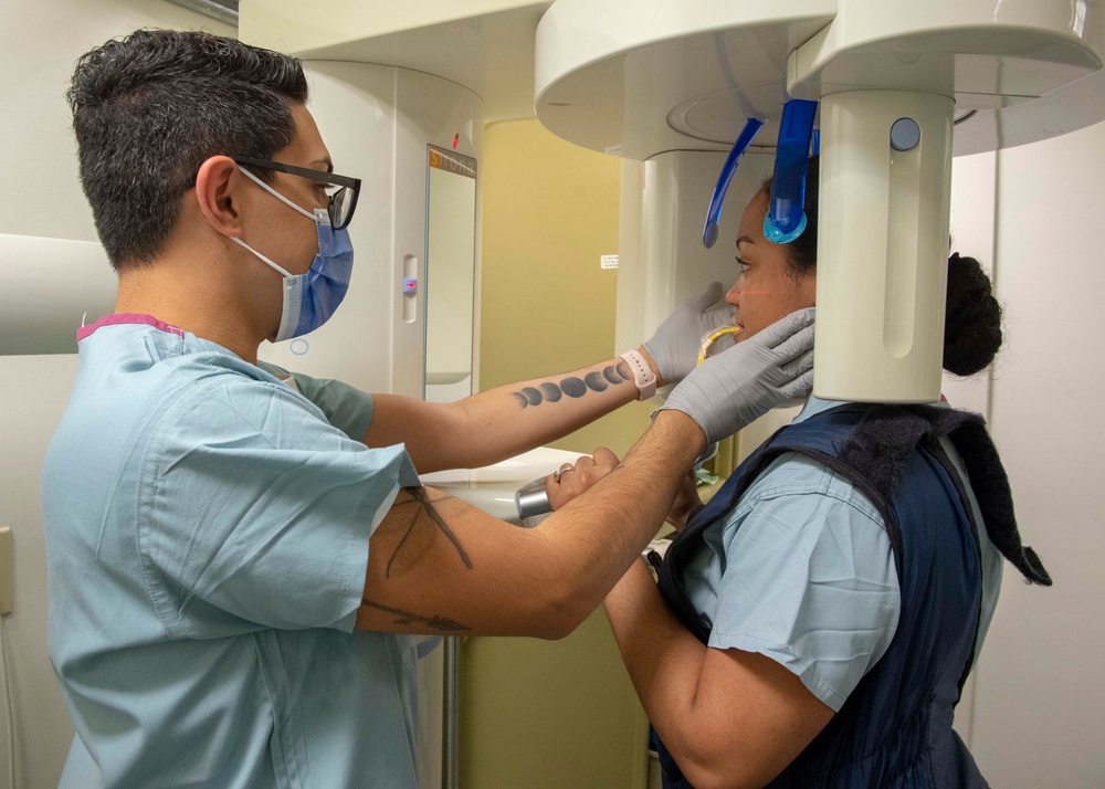 Hosptial Corpsman Administers Flu Shots