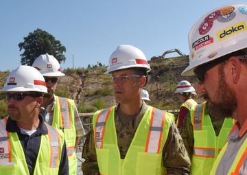 Division commander receives Nashville District overview