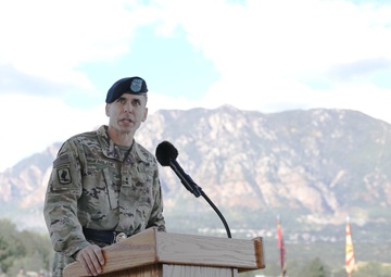4ID Welcomes New Commander during Ceremony