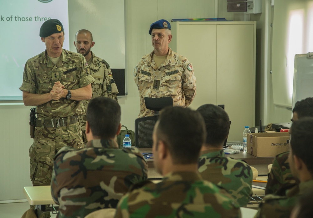 MG Strictland Visits Peshmerga