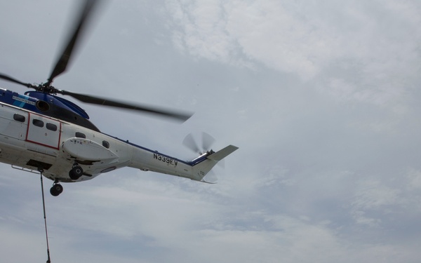 USS Harpers Ferry RAS