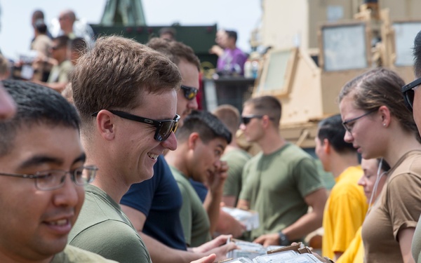 USS Harpers Ferry RAS