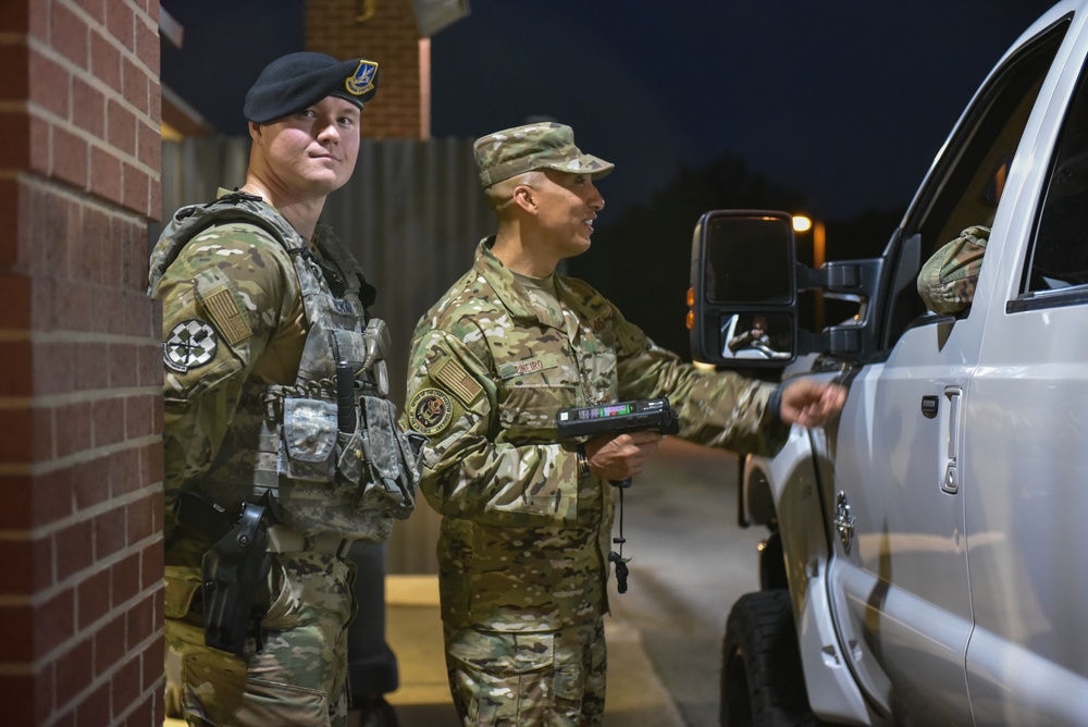 CMSAF Wright joins LRAFB Airmen for Wingman Day
