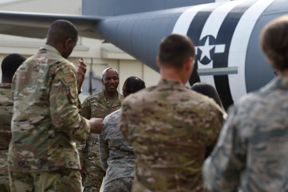 CMSAF Wright joins LRAFB Airmen for Wingman Day