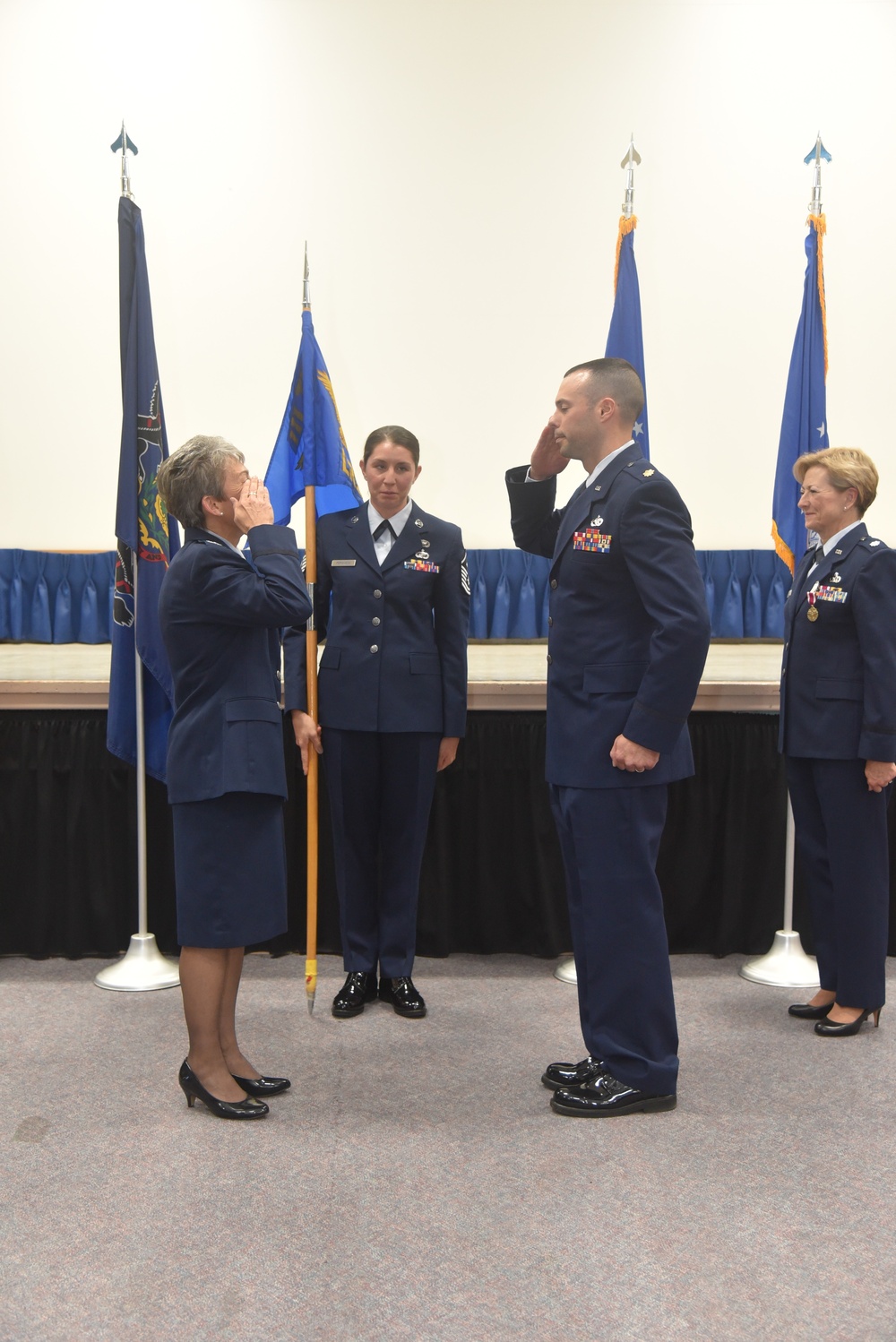 111th LRS gains new commander at Oct. drill