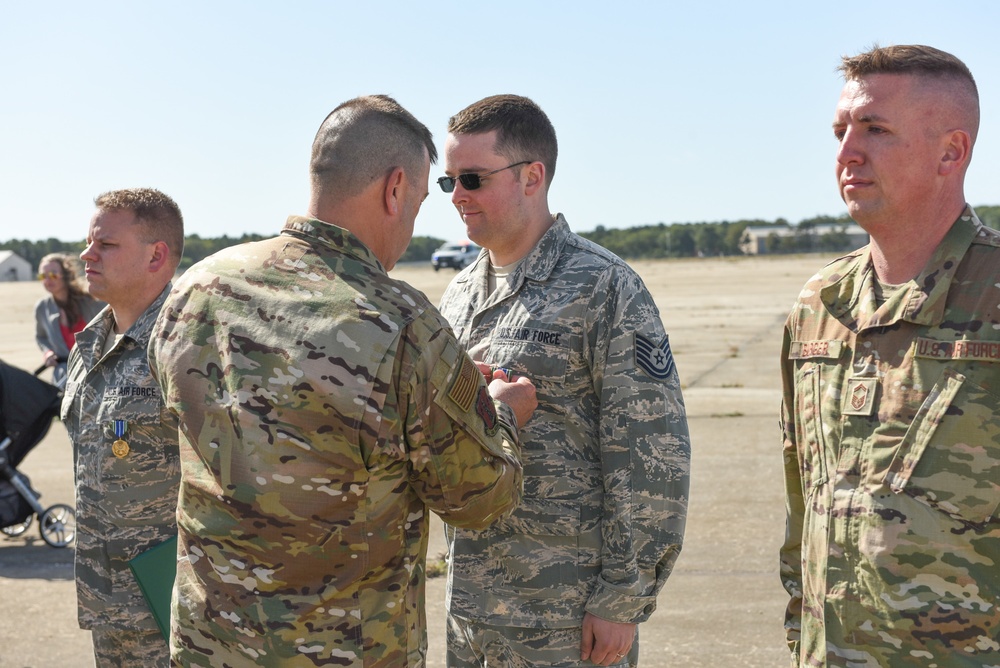 Four Airmen receive Army Achievement Medal