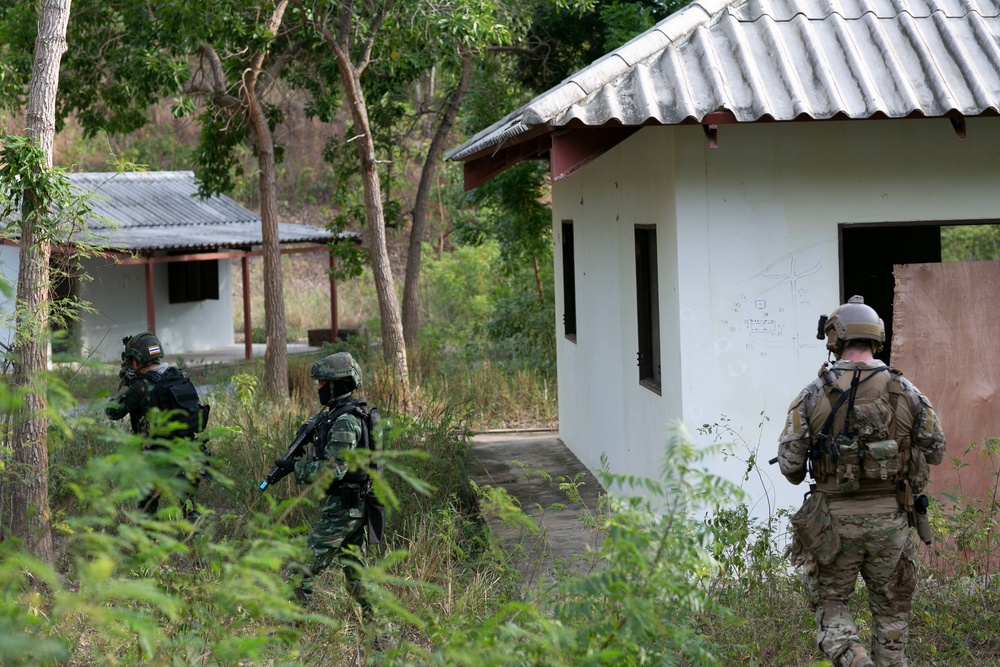 U.S. and Thai SOF