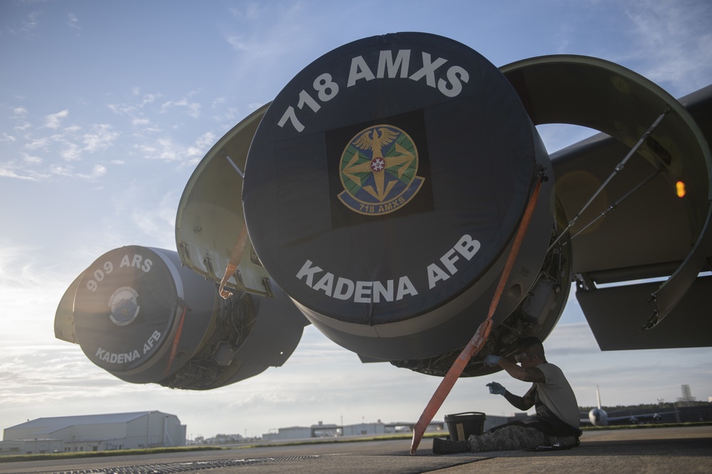 718th AMXS keep 909th ARS Stratotankers mission ready